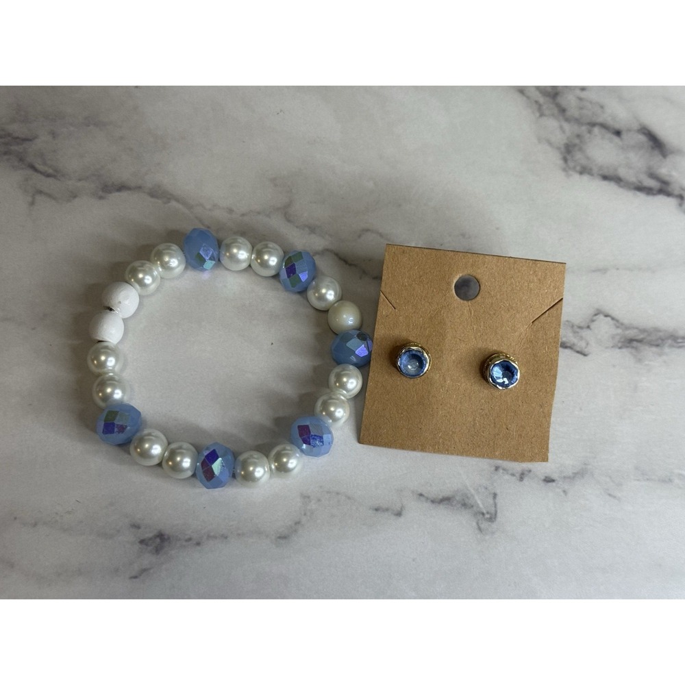 handmade beaded stud earrings and bracelet set light blue and white/pearl beads